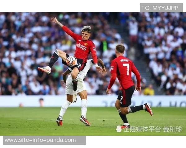 差点出事！热刺后场出球被断，勒温得球后扫射高出横梁