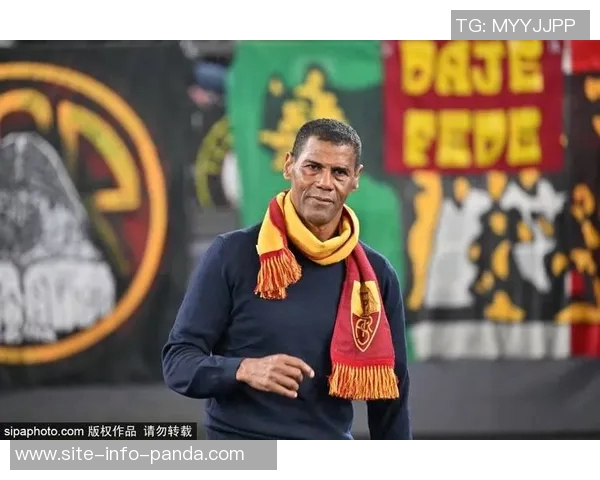 罗马与齐尔克泽谈租借及买断事宜阿莫林希望先找到替代球员