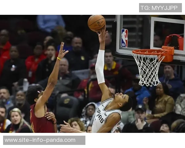 文班亚马再创佳绩单场30分5盖帽升至历史第十位