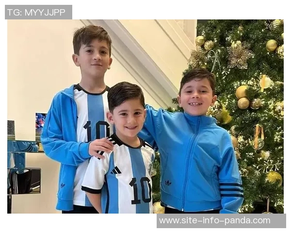 特朗普谈儿子对梅西的狂热热爱称其为超级球迷激动不已 特朗普谈儿子对梅西的狂热热爱称其为超级球迷激动不已