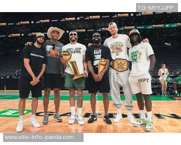 霍福德称赞杰伦布朗勇担球星重任目前状态自信满满